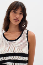 Load image into Gallery viewer, YancyIW Pullover (Black/White)
