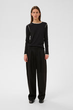 Load image into Gallery viewer, SaccoIW Pullover (Black/White)
