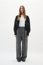 Load image into Gallery viewer, GuoIW Cardigan (Black)
