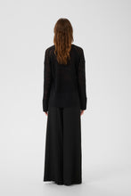 Load image into Gallery viewer, Nitai Pullover (Black)

