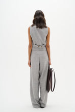 Load image into Gallery viewer, UmaliIW Pleated Pant
