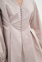 Load image into Gallery viewer, HelveIW Blouse (Stone)
