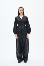Load image into Gallery viewer, HelveIW Blouse (Black)
