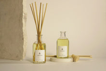 Load image into Gallery viewer, The Olphactory [&amp;] Cedar &amp; Oud Diffuser

