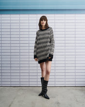 Load image into Gallery viewer, Helsinki Sweater (Black)
