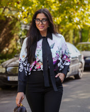 Load image into Gallery viewer, Black Swan Shirt
