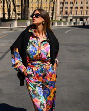 Load image into Gallery viewer, Oscar Sweater (Black)
