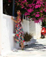 Load image into Gallery viewer, Veta Dress (Black)
