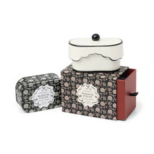 Load image into Gallery viewer, Paddywax Cherie &quot;Black Fig &amp; Olive&quot; Ceramic Candle
