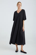Load image into Gallery viewer, Delphi Dress (Black)
