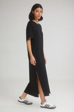 Load image into Gallery viewer, The Flavor Oversized Dress (Black)
