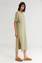 Load image into Gallery viewer, The Flavor Oversized Dress (Khaki)
