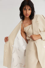 Load image into Gallery viewer, The Melted IceCream Oversized Blazer (Vanilla)
