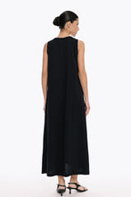 Load image into Gallery viewer, Connect me Sleveless Dress (Black)
