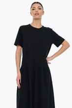 Load image into Gallery viewer, Connect Me Dress (Black)
