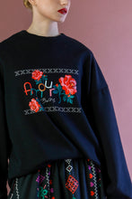 Load image into Gallery viewer, Amour Sweatshirt (Black)
