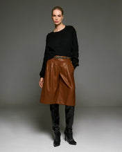 Load image into Gallery viewer, Beja Sweater (Black)
