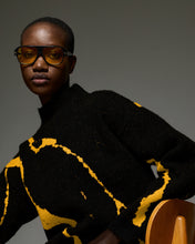 Load image into Gallery viewer, Ermesinde Sweater (Black)
