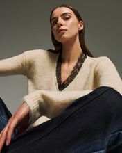 Load image into Gallery viewer, Braga Sweater (Off White)
