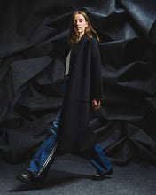 Load image into Gallery viewer, Lyon Cardigan (Black)

