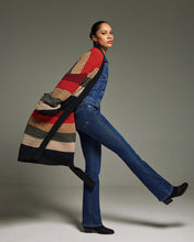 Load image into Gallery viewer, Rabat Cardigan (Black)

