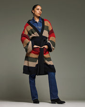 Load image into Gallery viewer, Rabat Cardigan (Black)
