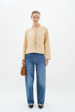 Load image into Gallery viewer, HelveIW Cropped Shirt (Nature)
