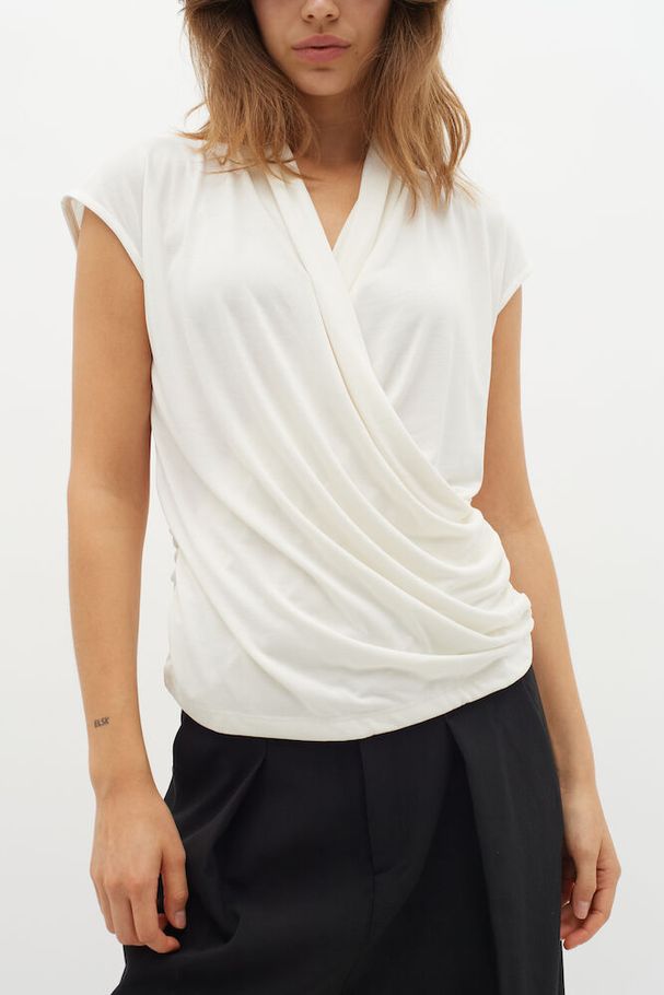 VeloraIW Top