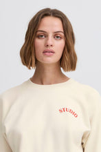 Load image into Gallery viewer, Ihmarrot Sweater
