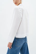 Load image into Gallery viewer, HelveIW Cropped Shirt (White)
