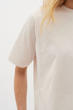 Load image into Gallery viewer, LuxeIW Base T-shirt
