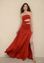 Load image into Gallery viewer, Aurelia Wide Dress (Moroccan Red)

