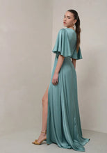 Load image into Gallery viewer, Amber Dress (Mint)
