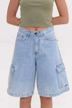 Load image into Gallery viewer, Dioni Bermuda (Light Blue)
