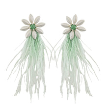 Load image into Gallery viewer, Quince Earrings
