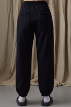 Load image into Gallery viewer, Jogger Sweatpants (Black)
