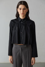 Load image into Gallery viewer, Diana Crop Shirt (Black)
