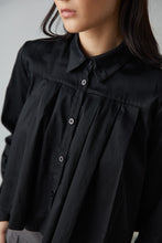 Load image into Gallery viewer, Diana Crop Shirt (Black)

