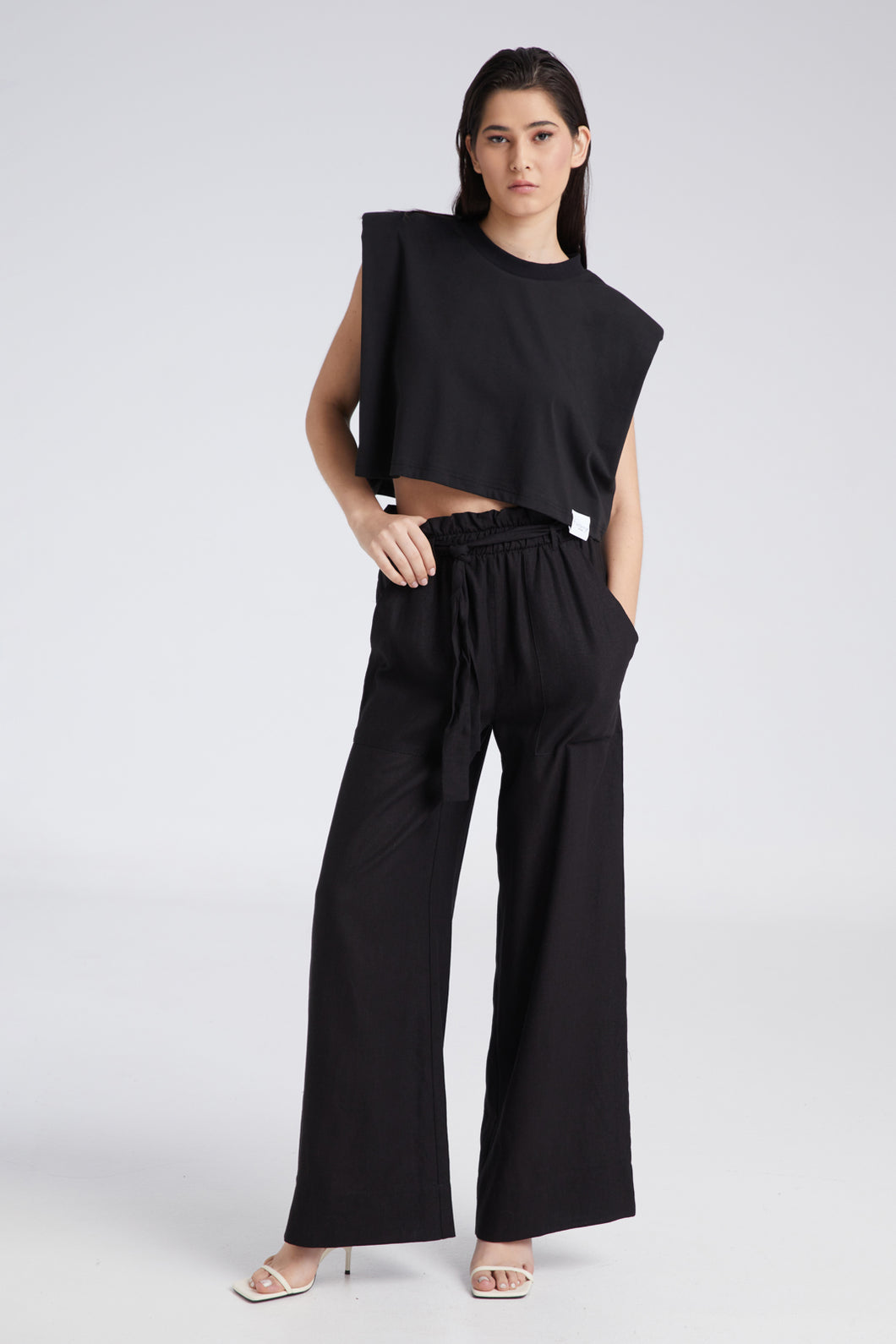Rhea Cropped T-Shirt (Black)